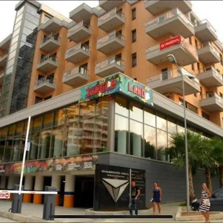 Apartment 2 Bedrooms Seaside View Apart, Free Parking.