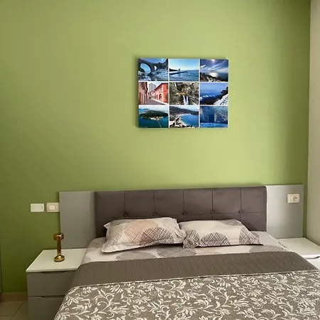 2 Bedrooms Seaside View Apart, Free Parking. Appartement